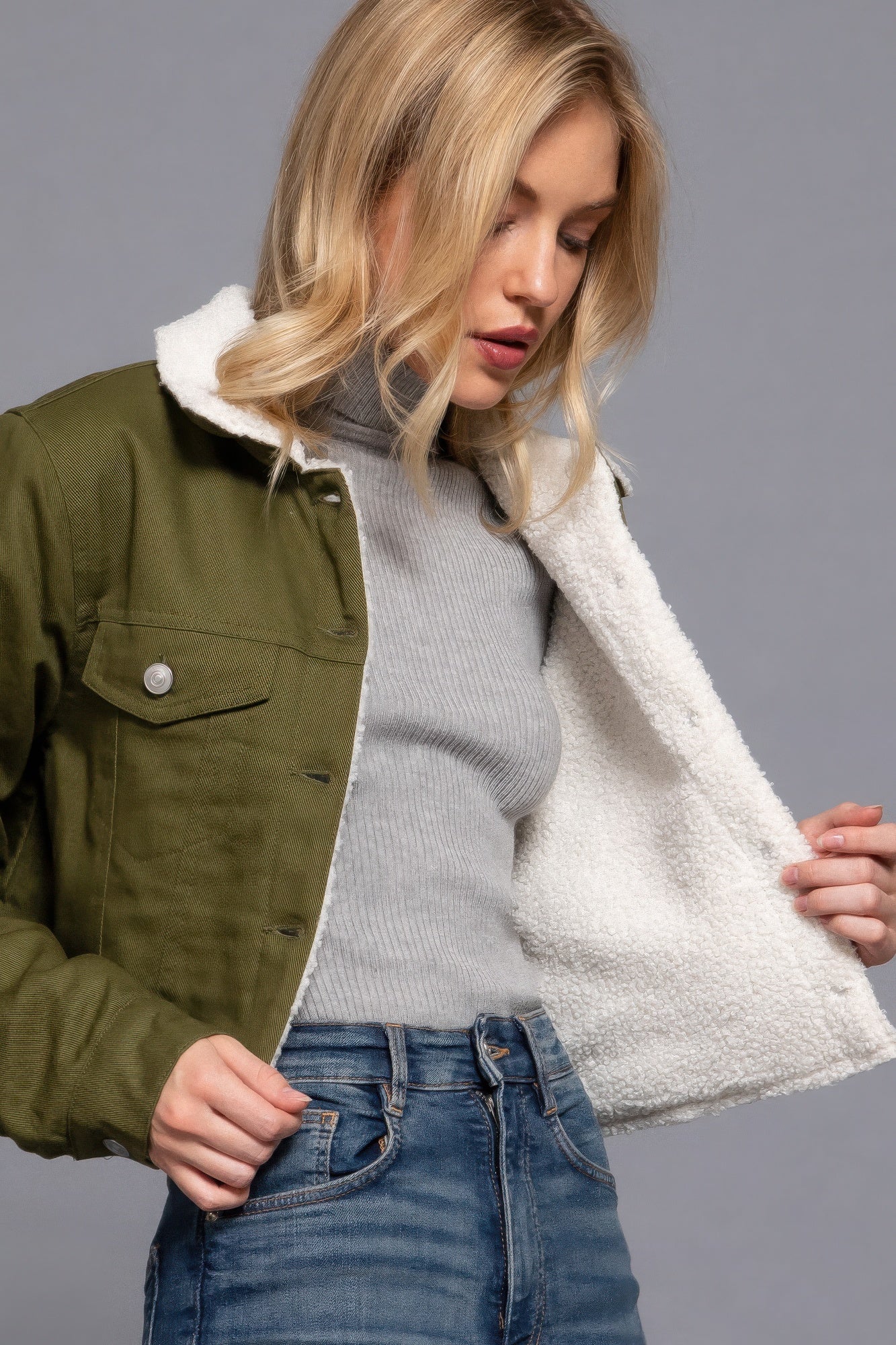 "Stay Cozy with Our Top Picks for Sherpa Loungewear for Men and Women Save 75% off